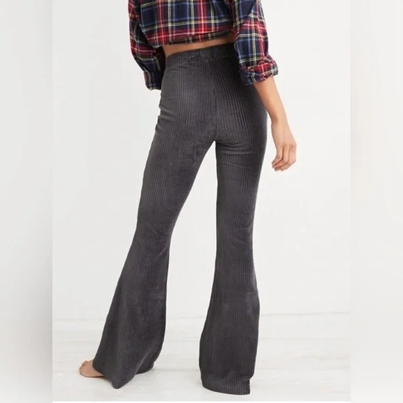 Aerie Velour Ribbed Flare Leggings Charcoal Grey NWT - Picture 2 of 4